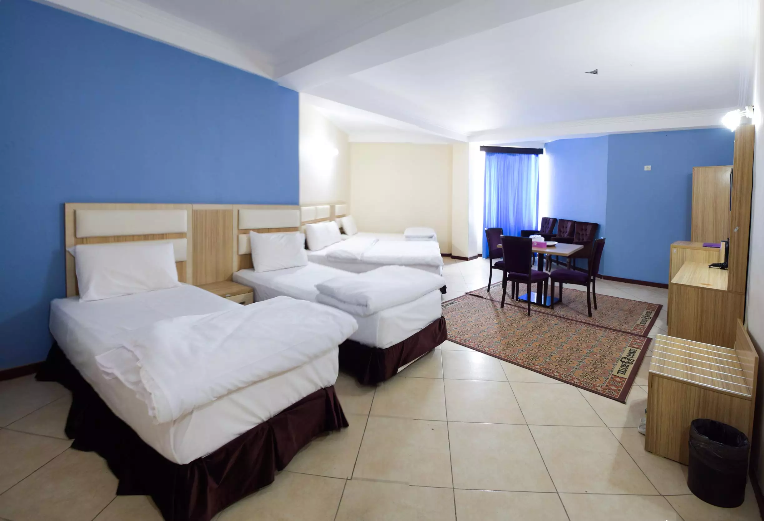 Alibaba https://cdn.alibaba.ir/ostorage/hotel-accommodation-images/6964ad8b6b43e2b9afa3bcc9_اتاق 5 تخته.webp